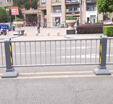 道路護(hù)欄